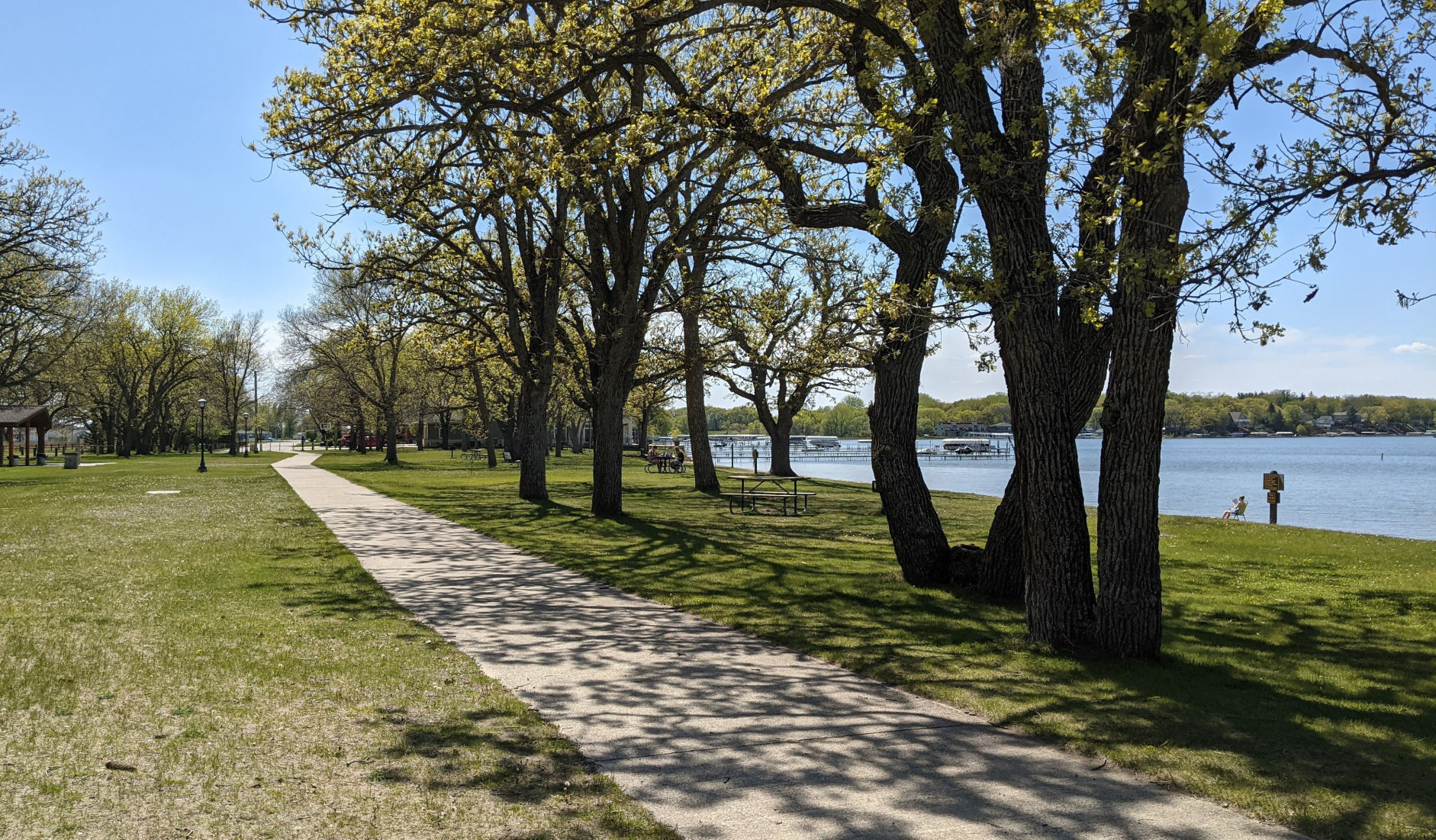 Clear Lake travel - State Park picnic area